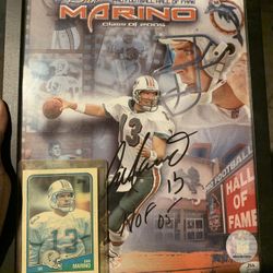 Dan Marino 2005 HOF Autographed Photo
