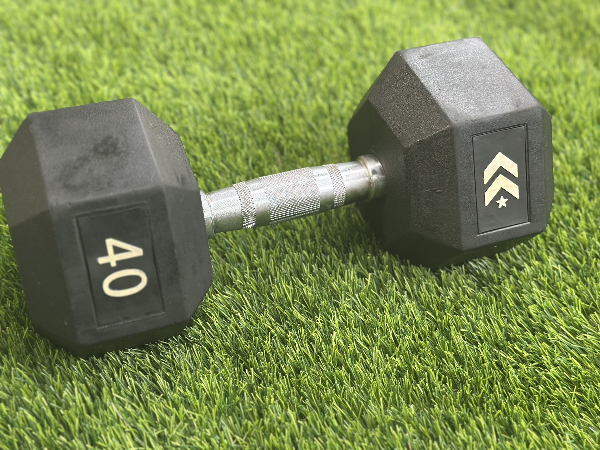 40 lb BLACK DUMBBELL