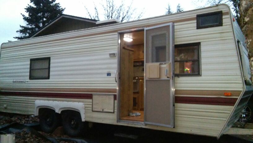 24' RV Camper Travel Trailer - 1985 Layton by Skyline - New Upgrades!