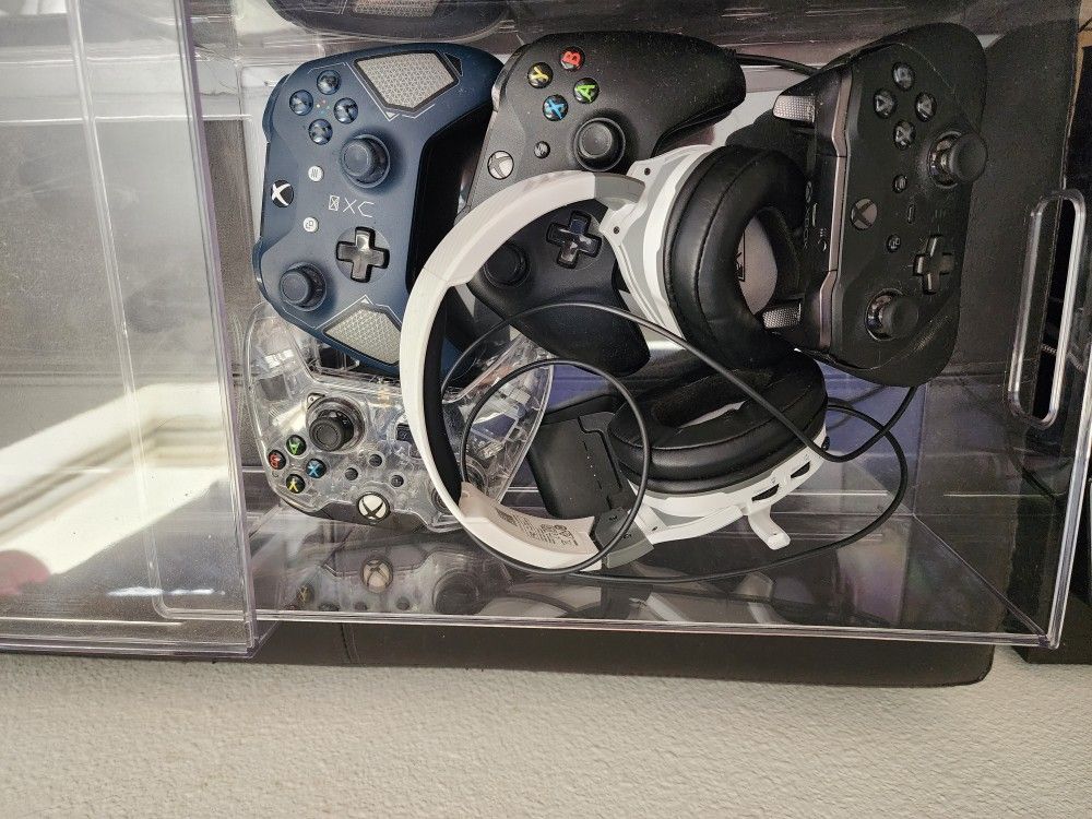Xbox Remotes 
