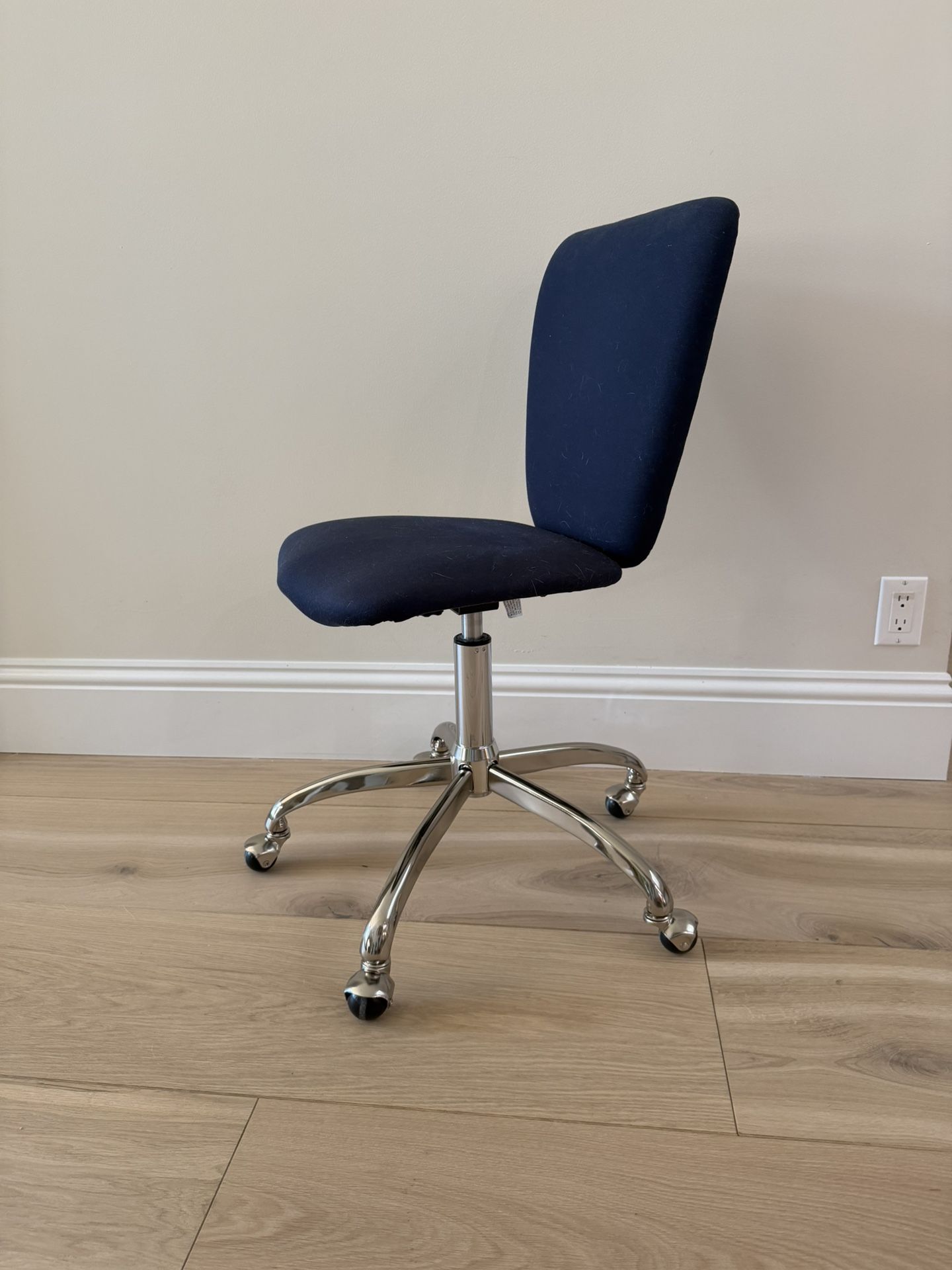 Pottery Barn Kids Desk Chair