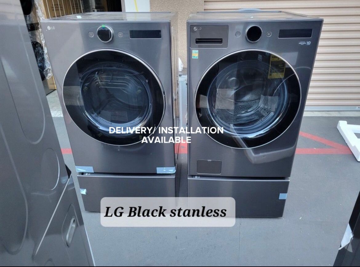 NEW LG FRONT LOAD WASHER AND GAS DRYER SET WITH PEDESTALS for Sale in