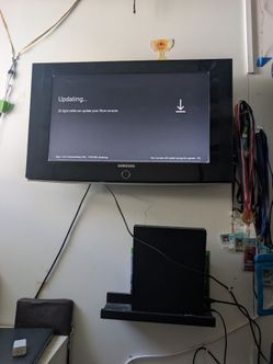Xbox one x 1tb see description
