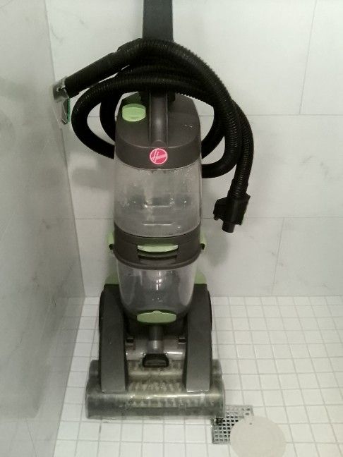 Hoover Rug Shampoo/ Vacuum Cleaner
