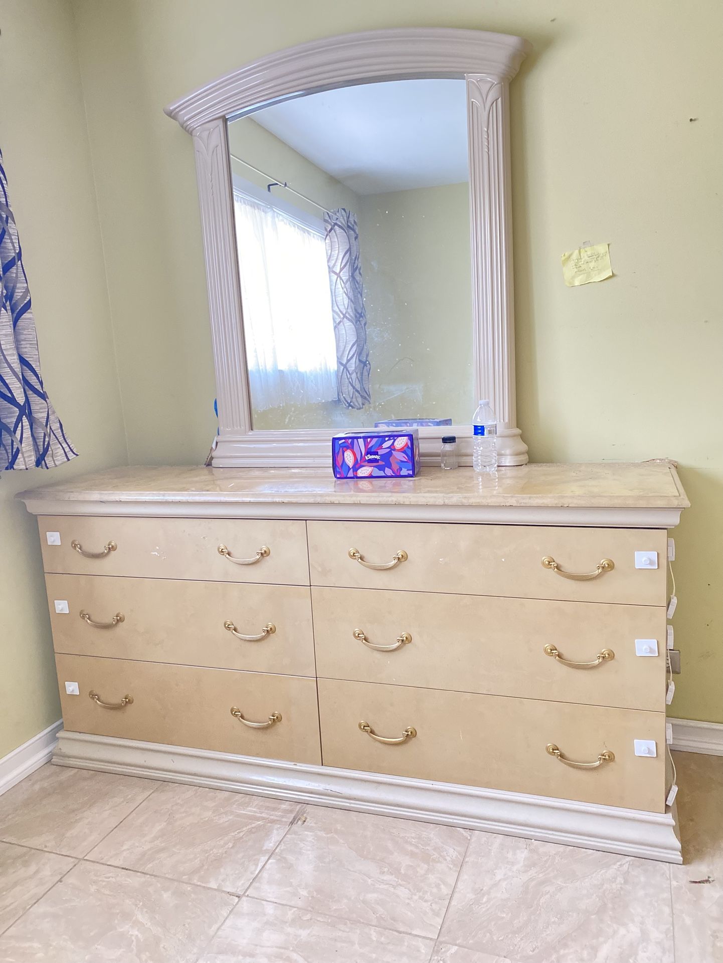 Free Dresser