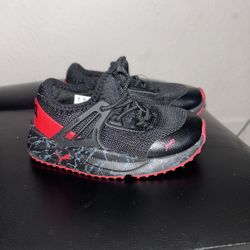 Kids Puma Shoes!! 