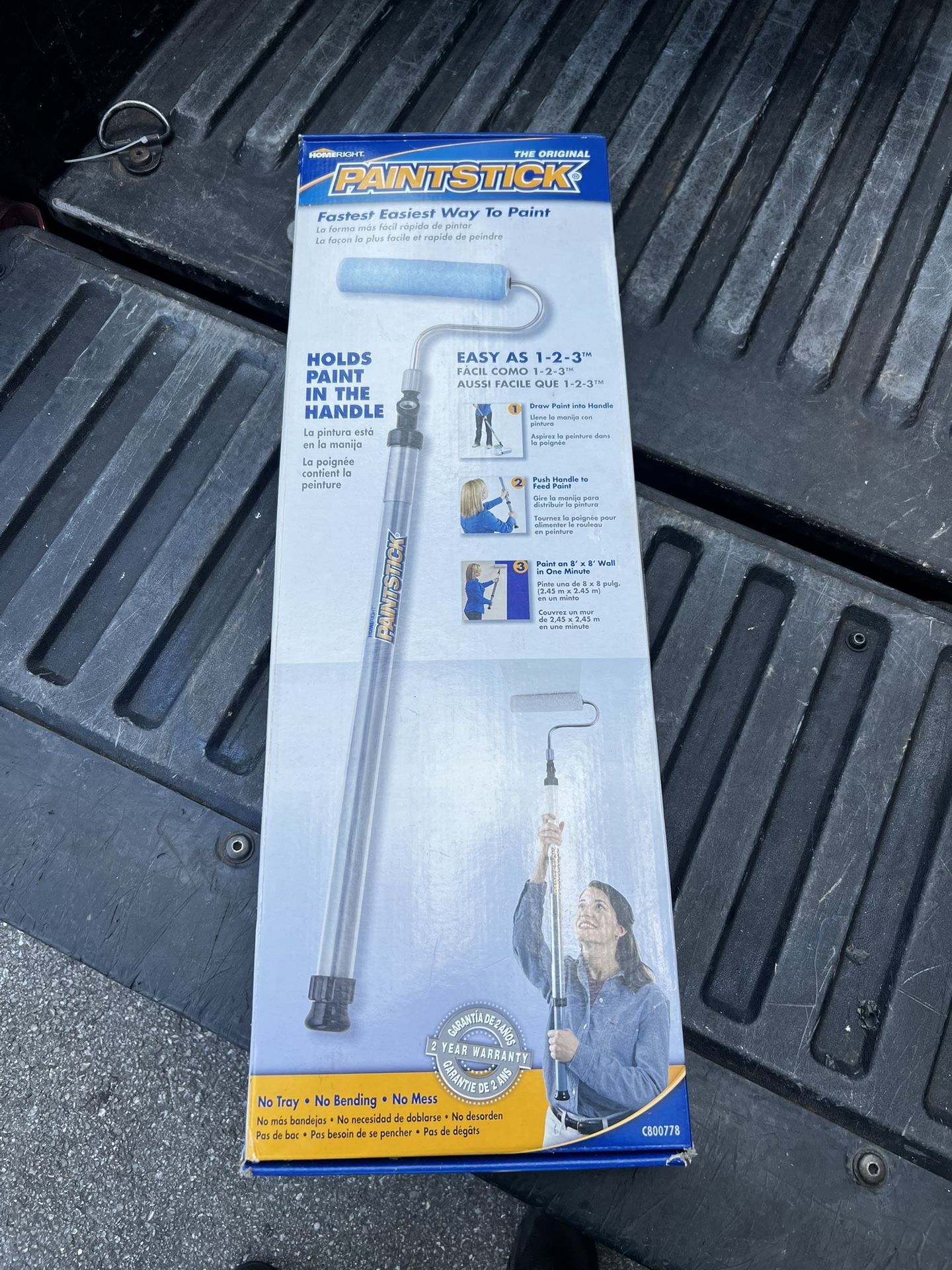 HomeRight PaintStick E-Z Twist Extension Paint Roller! New in Box! Retails $36.99