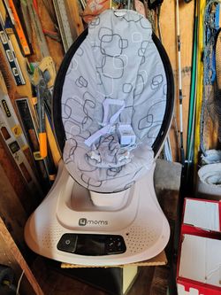 4momsMamaRoo Baby Swing ($100)