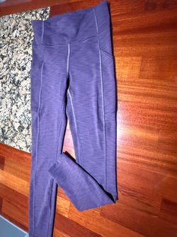 Lululemon High-Rise Leggings with Side Pockets - Heathered Plum / Purple - Size 4