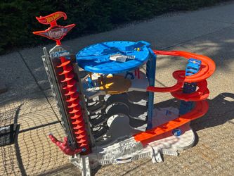 Hot Wheels Super Ultimate Garage Playset