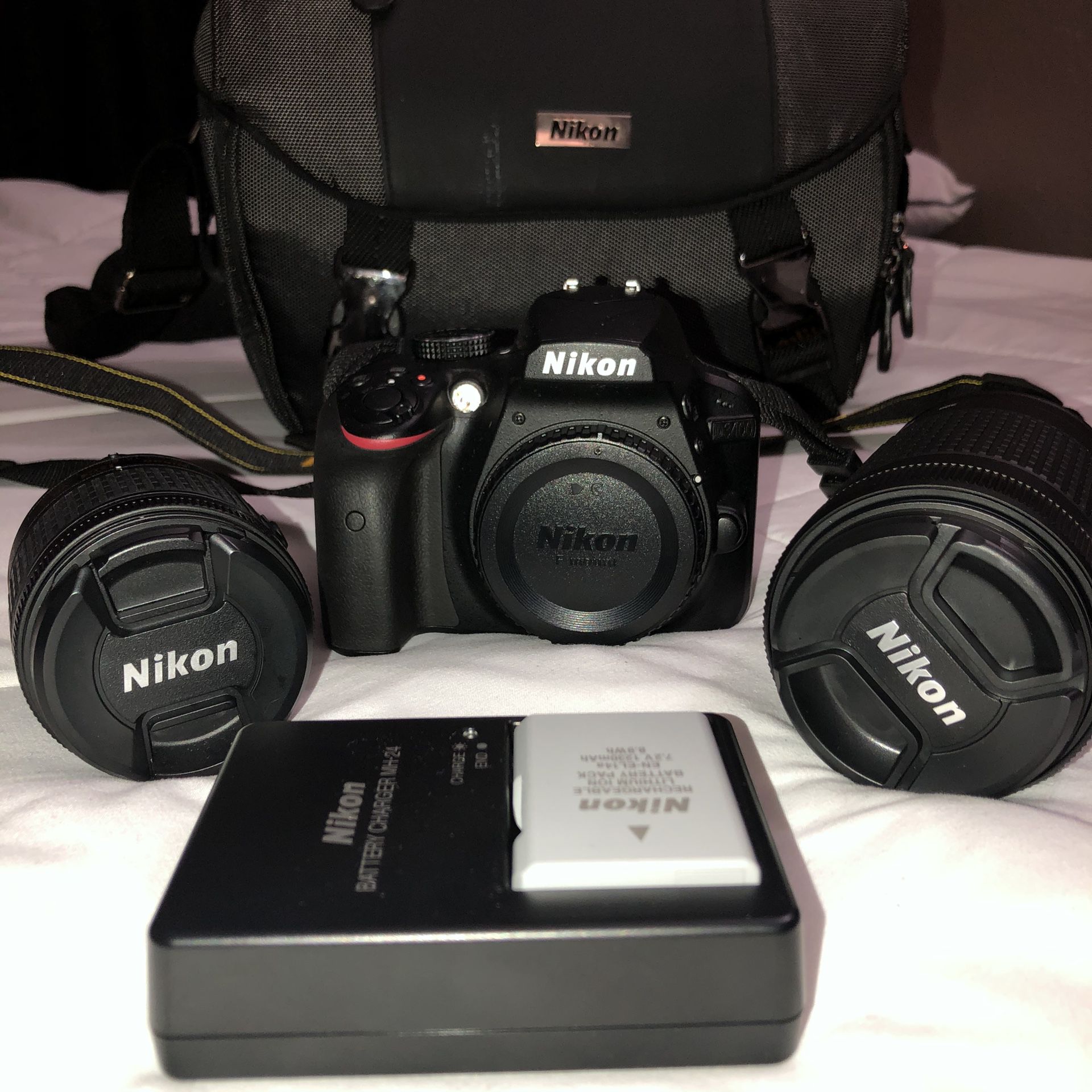 Nikon D3400 (w/extra extension lenses)
