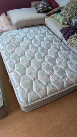 Full Size Serta Mattress