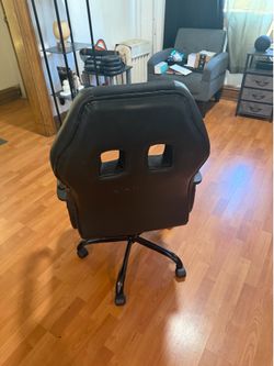 Computer chair & Desk
