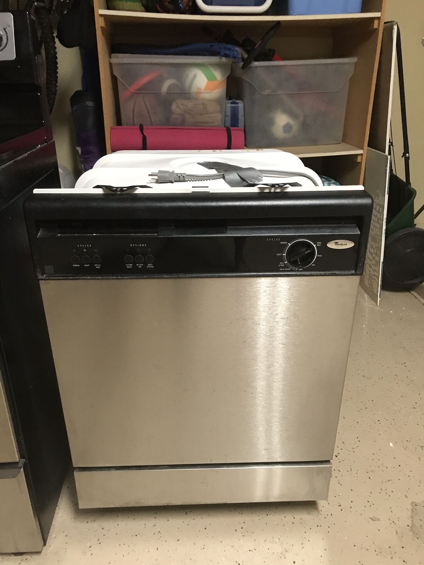 Whirlpool dishwasher (Does not work)