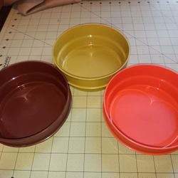 Tupperware Bowls