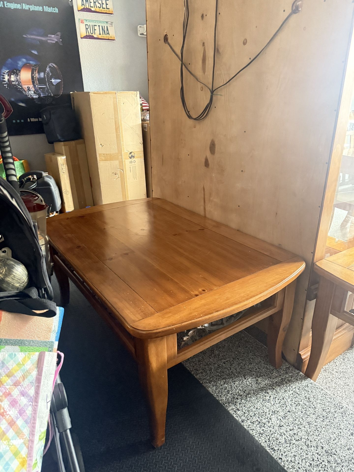 Pine Coffee Table With Iron Details