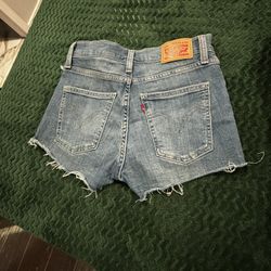 New Shorts Size 24  Levi’s 10$ 