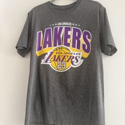LeBron James Los Angeles Lakers LA Shirt Mens Medium NBA Basketball Tee NWOT
