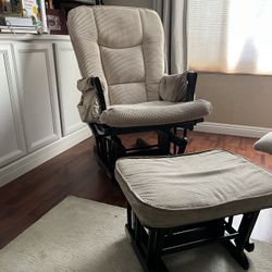 Glider Rocking Chair With Ottoman 