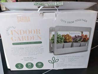 Sarina Indoor Garden
