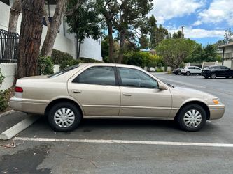 1999 Toyota Camry