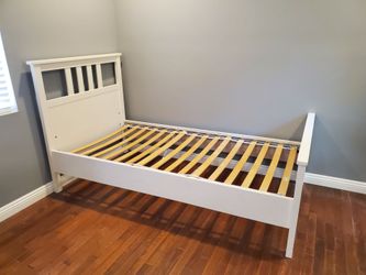 Cama Twin