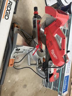 Milwaukee Miter Saw