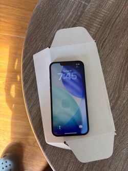 IPHONE 13 FULLY UNLOCKED!! (230$)