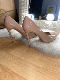 Nude Aldo women’s heels size 8