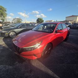 2022 Hyundai Elantra