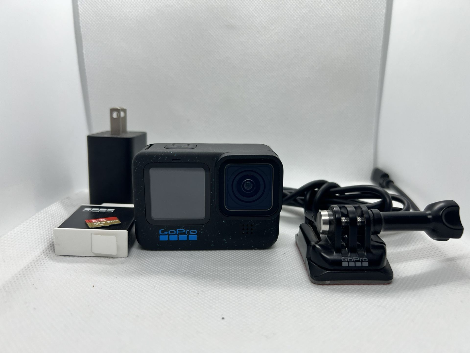 GOPRO HERO 12 BLACK /w 512GB SD Card