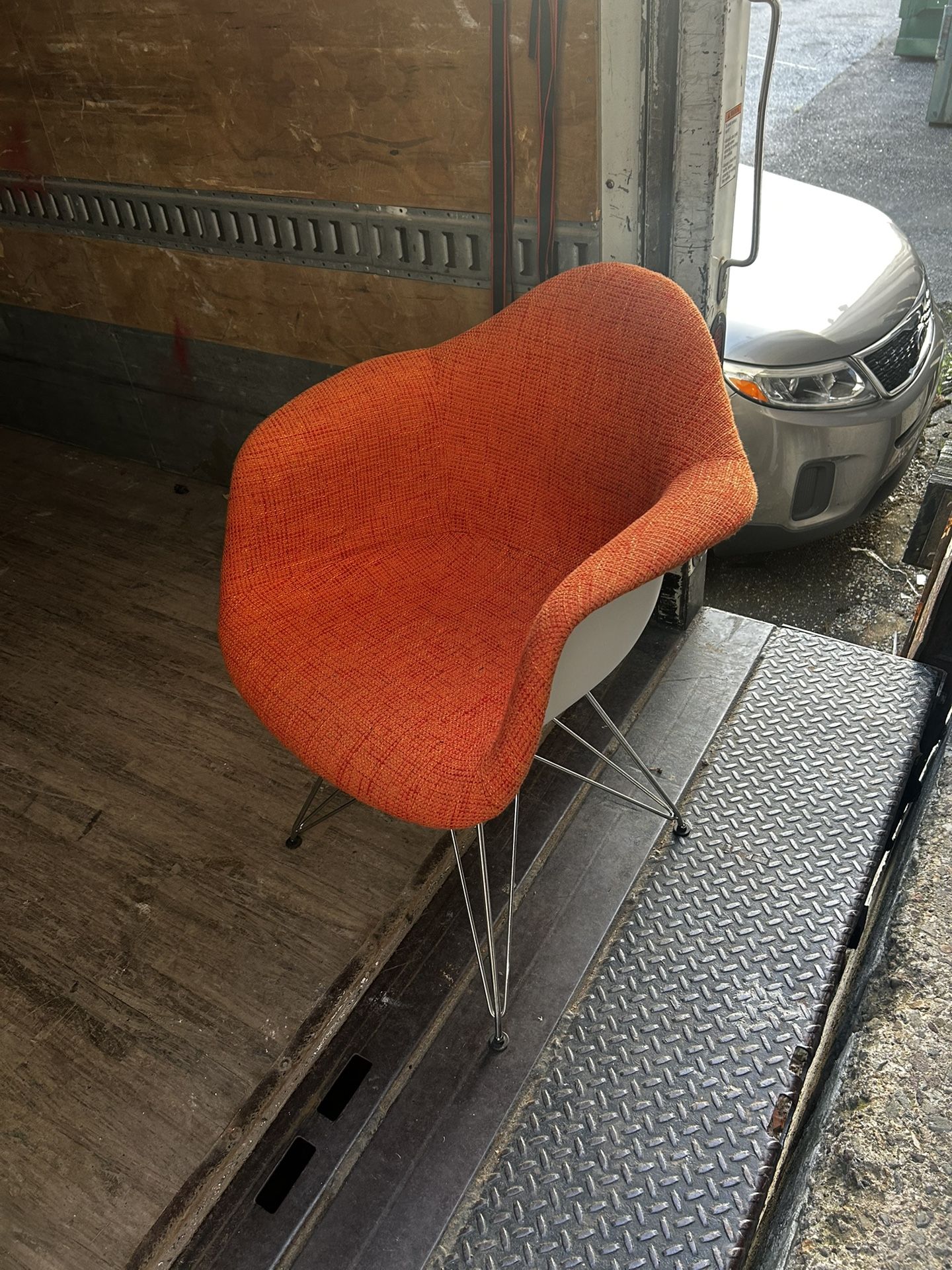 Assorted Lightly Used Furniture 
