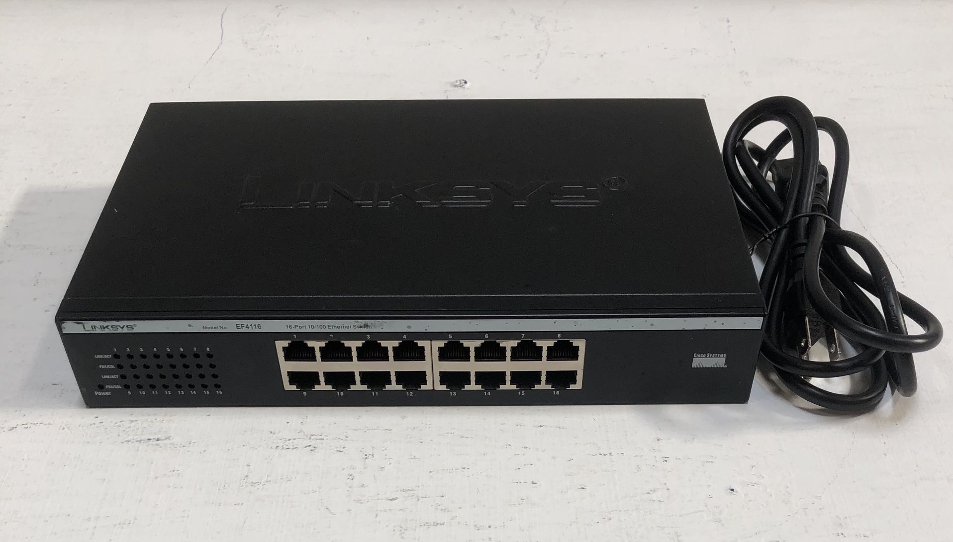 Linksys 16 Port 10/100 Ethernet Switch EF4116 ver. 2 