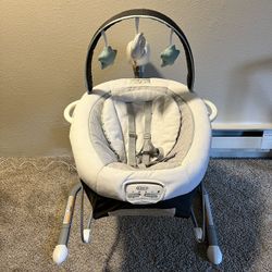Graco Soothe n Sway LX Swing with Portable Bouncer
