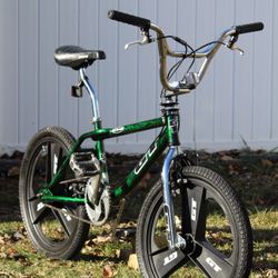  Rare 97 GT Performer Green Splash 