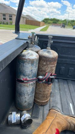 Acetylene Tanks