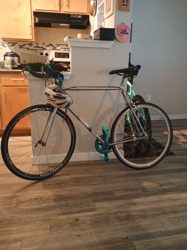Single Speed Bike W/Front Basket