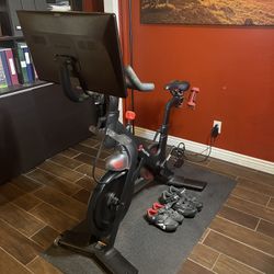 Peloton Bike
