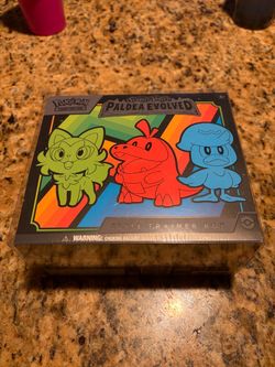Pokemon Paldea Evolved ETB