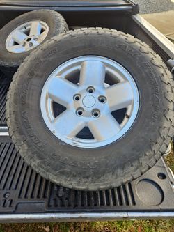 Ram 1500 Mud A/T Nitto Grappler Tires