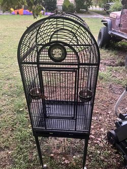 Wheeled bird cage