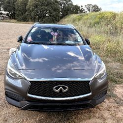 2017 Infiniti Qx30