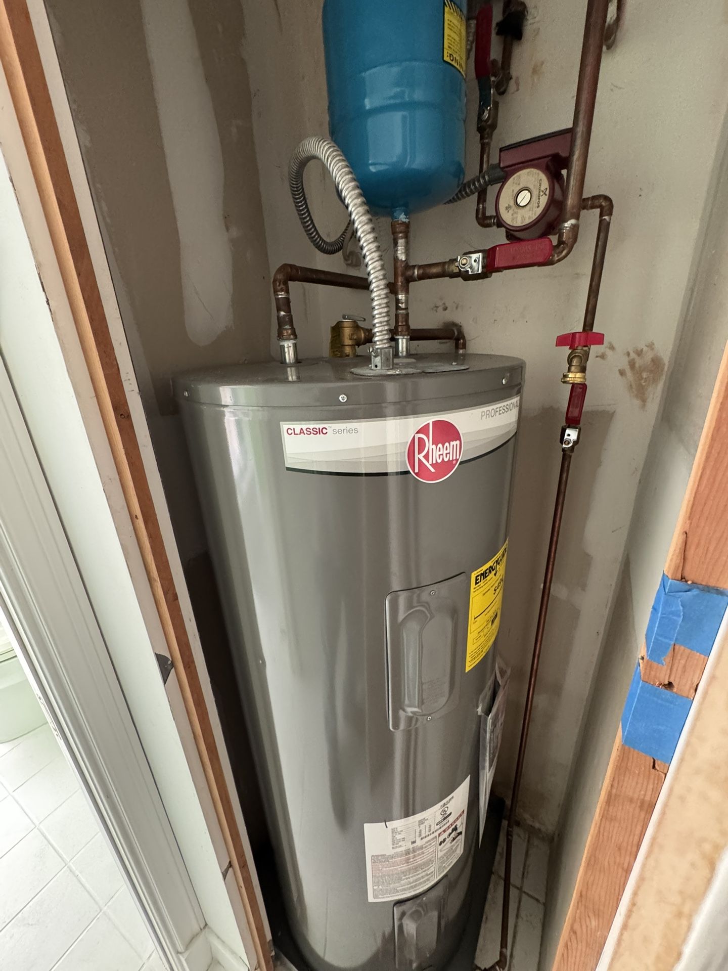Electric Water Heater