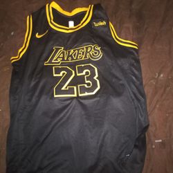 LeBron James Black #23 Jersey Large