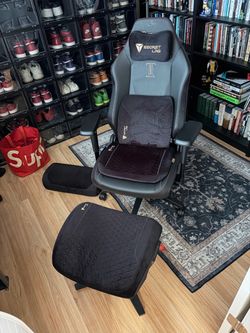 Secretlab Titan Evo Lite Gaming Chair
