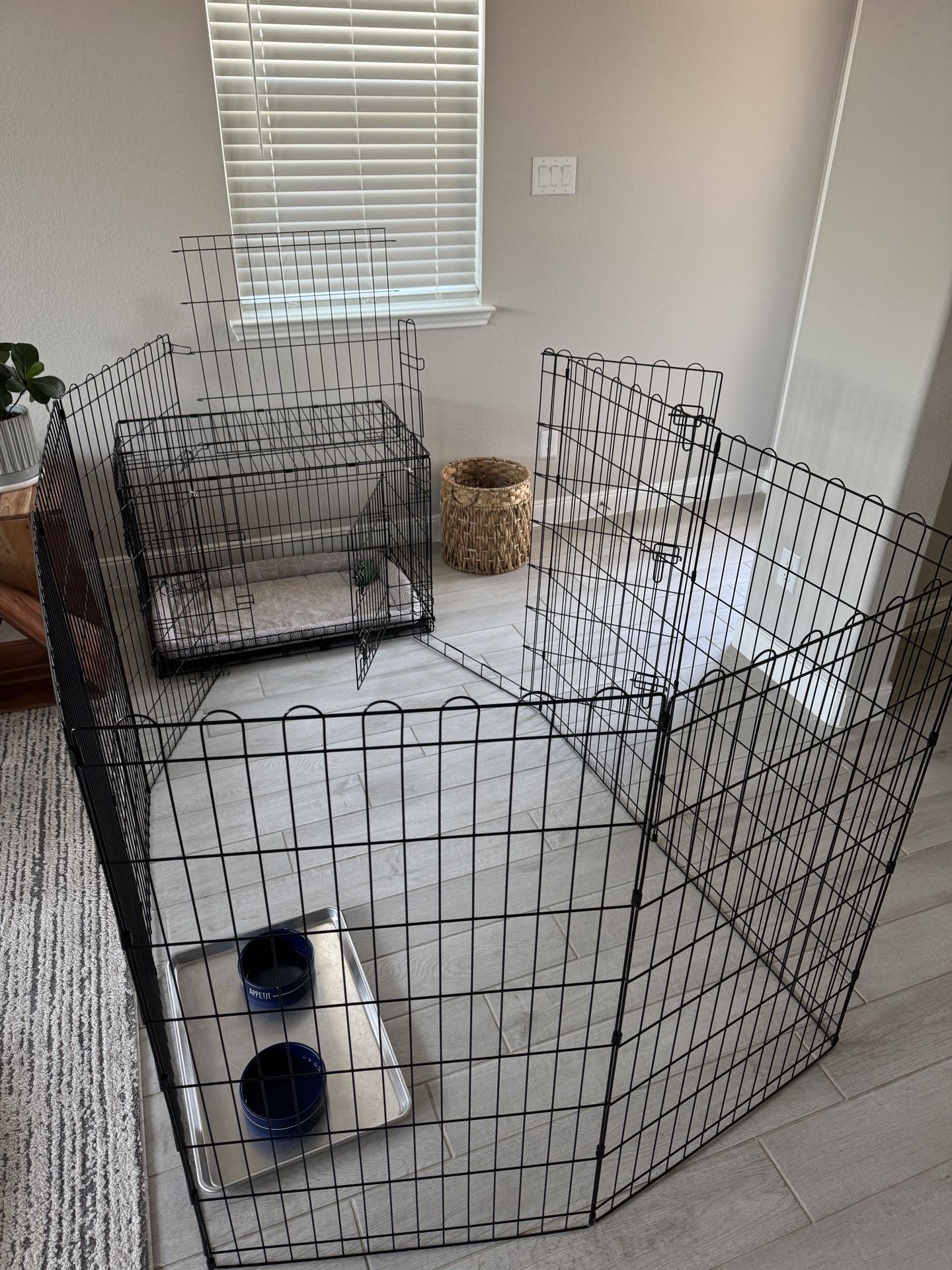 Dog Crate And Playpen