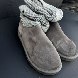 UGG BOOTS 