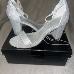 Women's Chunky Block Heels Open Toe Ankle Strap 3.5 Inch Heeled Sandals 