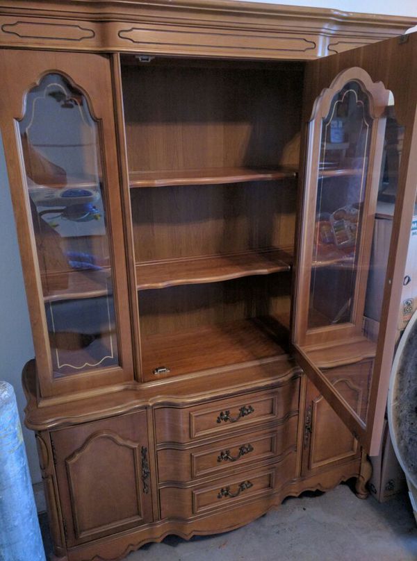 Antique Bassett Versailles China Cabinet For Sale In North Las