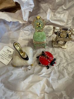 Set of 4 Decorative Jeweled Trinket Boxes